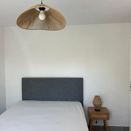 Апартаменты Dans 3 Etoiles Леччи