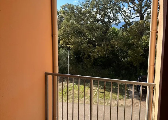 Dans 3 Etoiles * Леччи